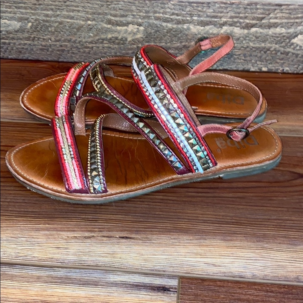 Sandals - Picture 2 of 3